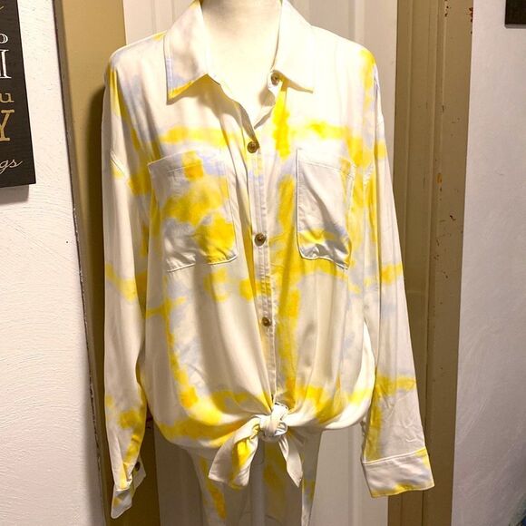 Calia by Carrie Underwood Watercolor Yellow Swim Coverup Utility Shirt NEW - Picture 12 of 16